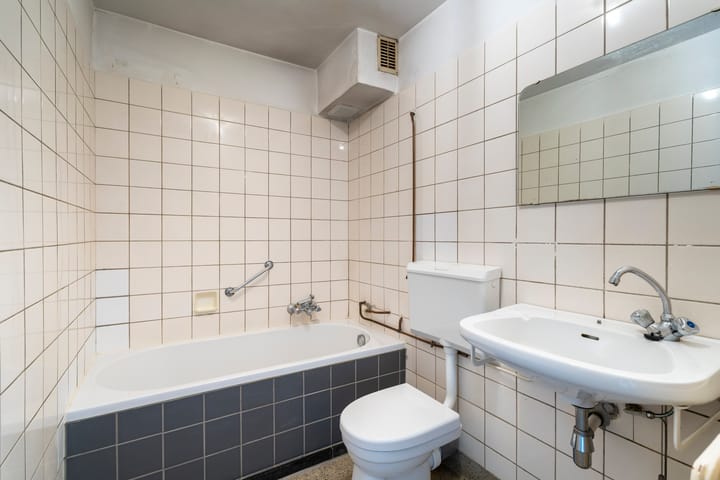 Photo 17 of Slot Mathenessestraat 18