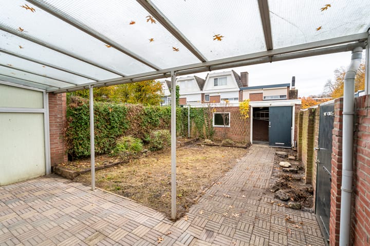 Photo 18 of Slot Mathenessestraat 18