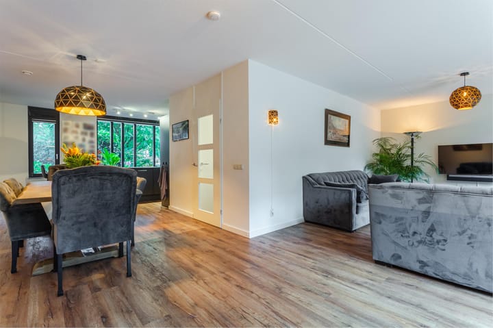 Foto 9 van Laakboulevard 72