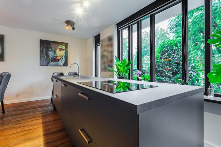 Foto 15 van Laakboulevard 72