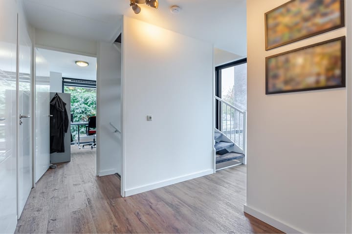 Foto 42 van Laakboulevard 72