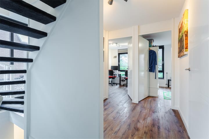 Foto 43 van Laakboulevard 72