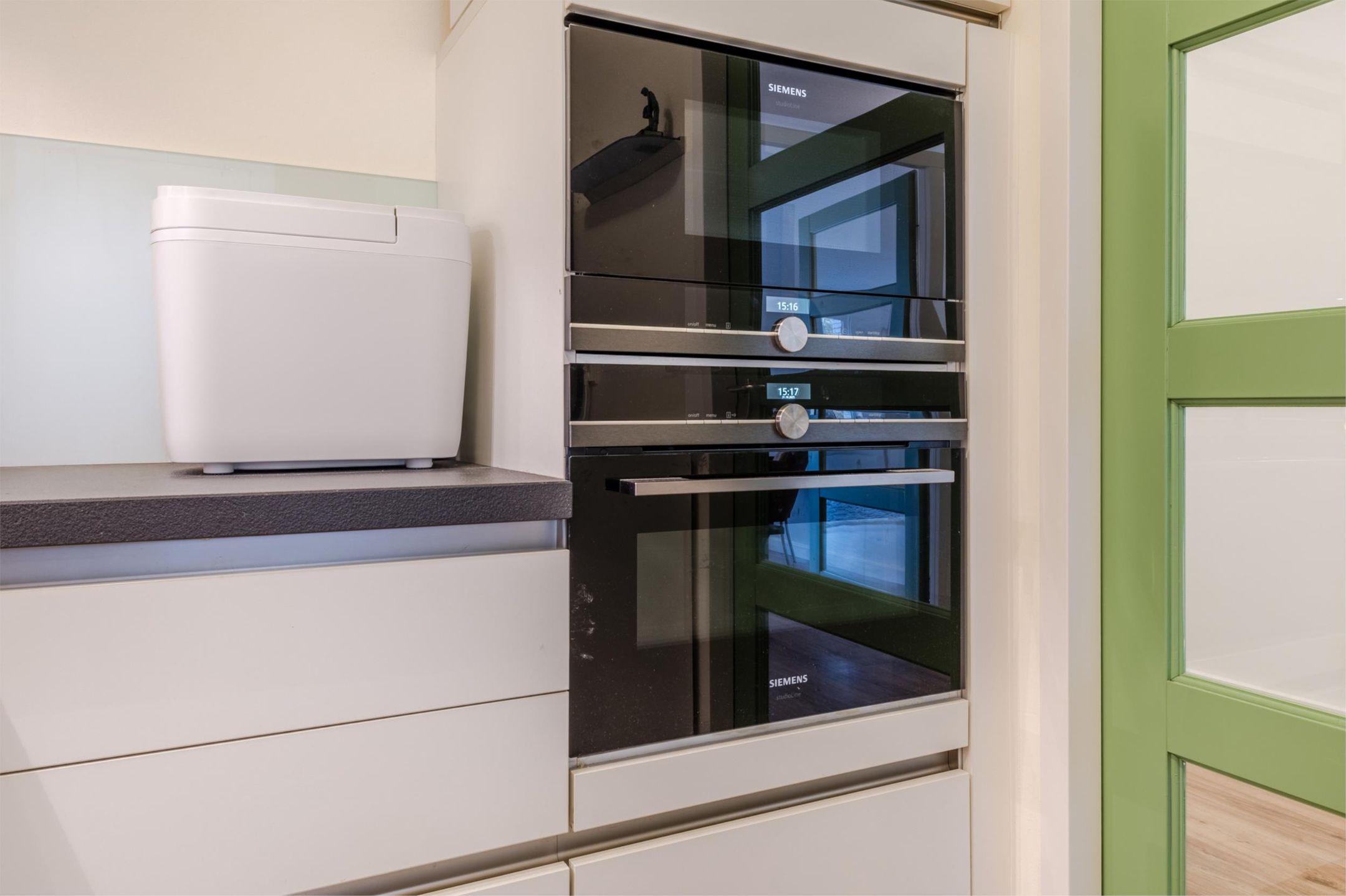 Foto 9 van Bezuidenhoutseweg 351-A