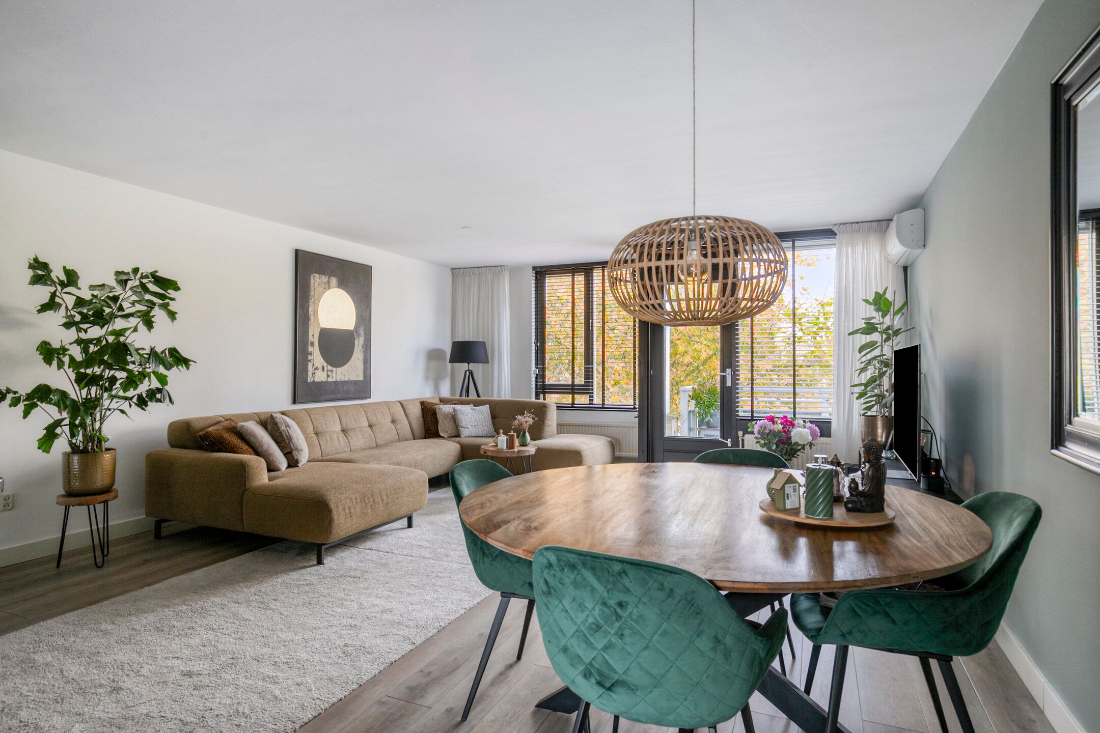 Photo 3 of Moleneindplein 306