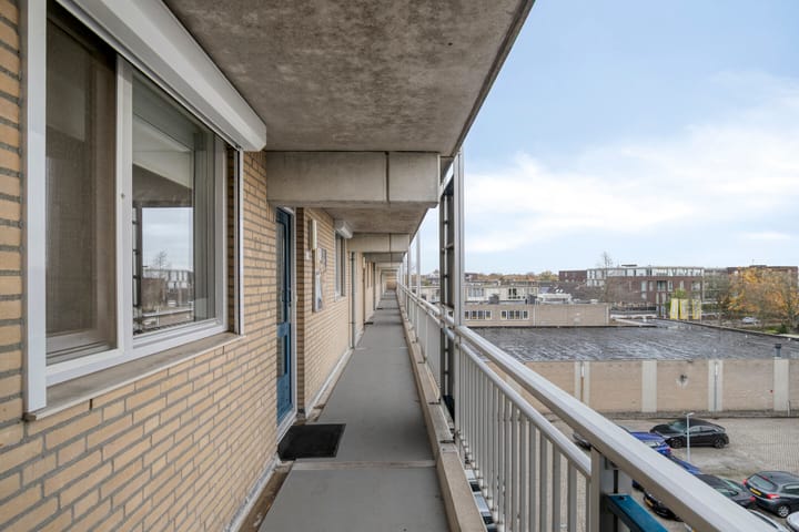 Foto 5 van Moleneindplein 306