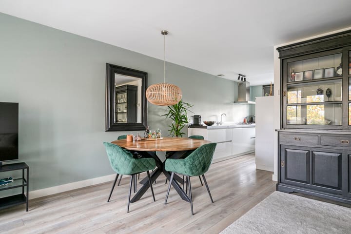 Foto 11 van Moleneindplein 306