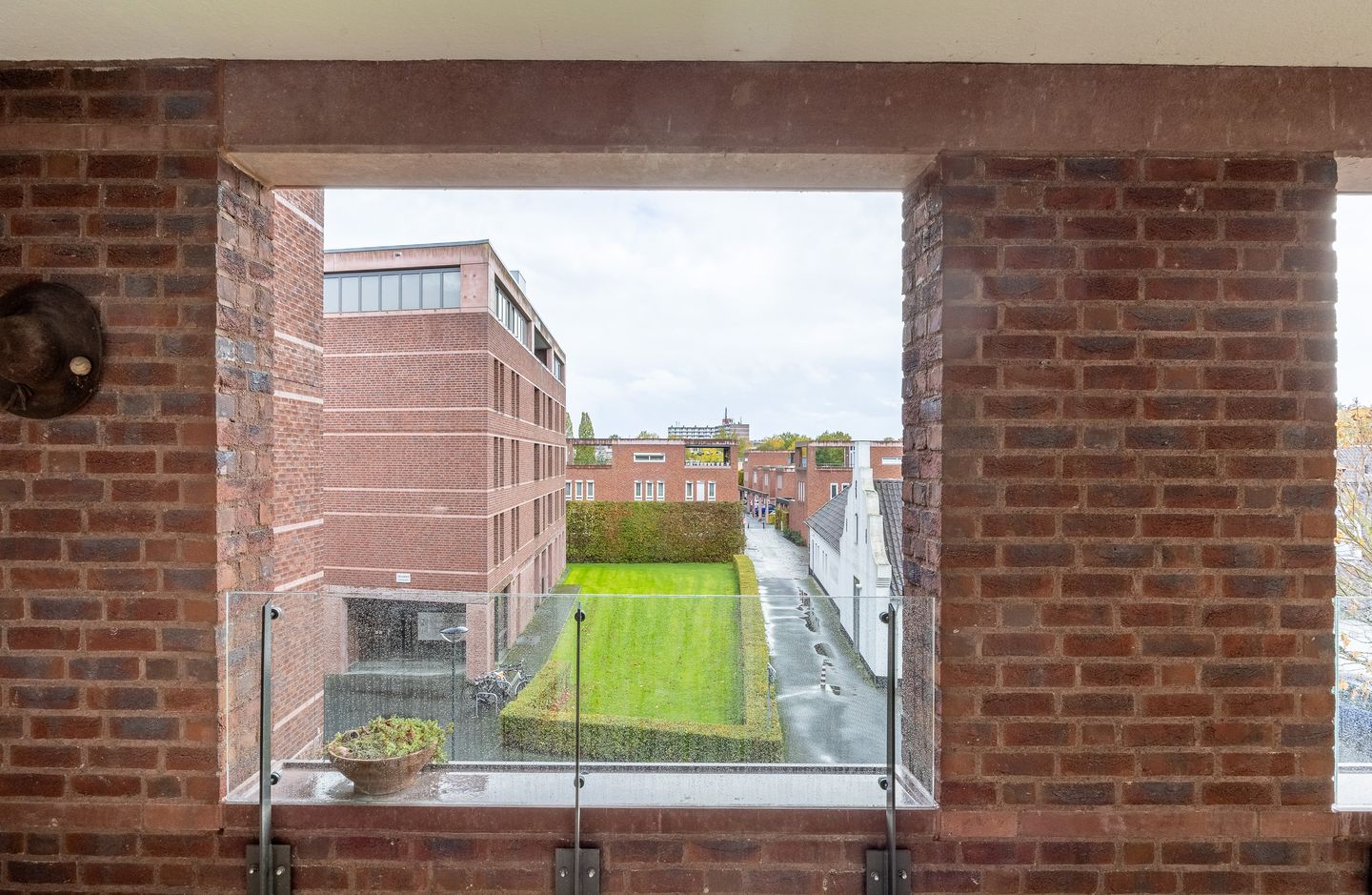 Foto 5 van Jerusalem 79