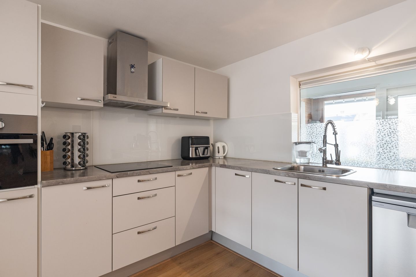 Photo 14 of Druivelaar 2