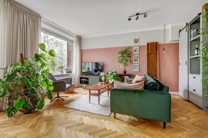 Photo 3 of Novalaan 5