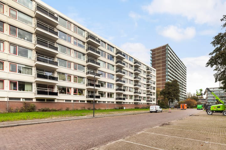 Photo 37 of Olivier van Noortlaan 54