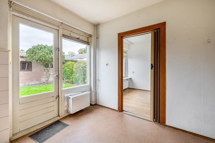 Photo 15 of Malvert 5121