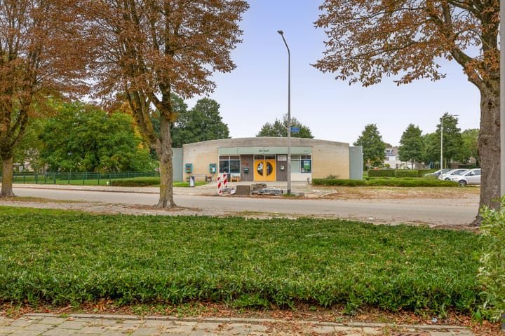 Photo 35 of Malvert 5121