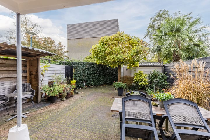 Photo 35 of Varenstraat 29