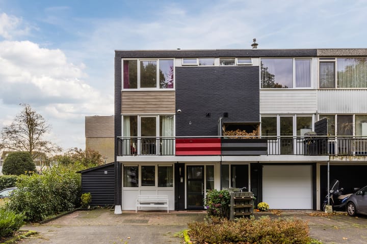 Photo 41 of Varenstraat 29