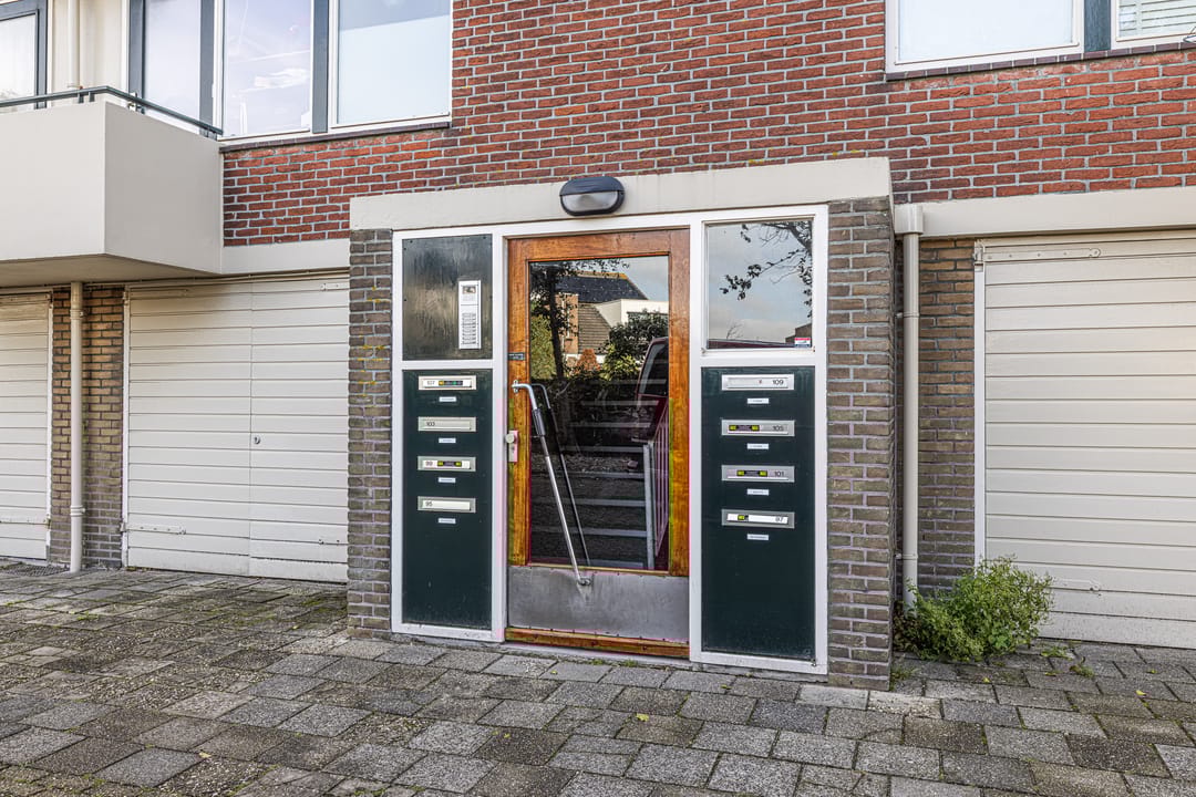 Foto 7 van Van den Endelaan 109