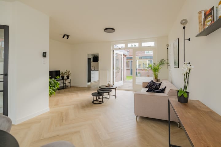 Photo 4 of Marconistraat 70