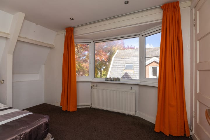 Photo 18 of Hoofdstraat 198