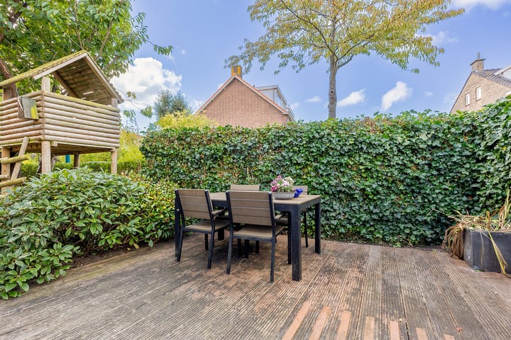 Photo 44 of Karel Doormanlaan 29