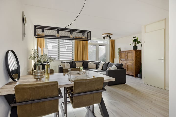 Foto 9 van Hermelijnhage 49