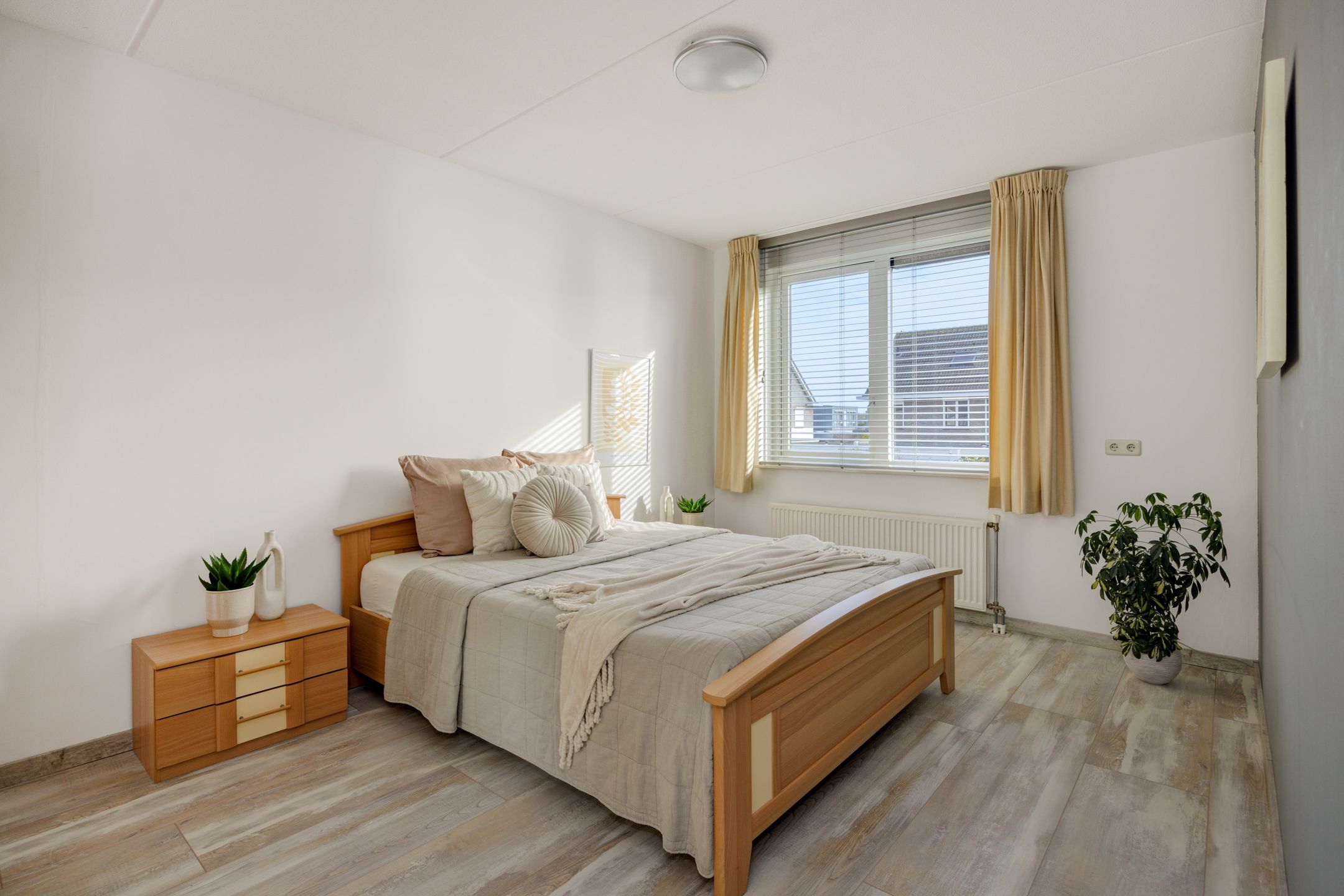 Foto 18 van Hermelijnhage 49