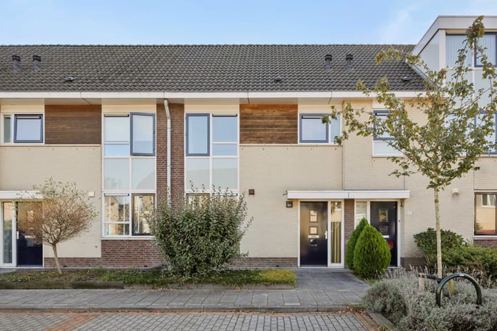 Foto 34 van Hermelijnhage 49