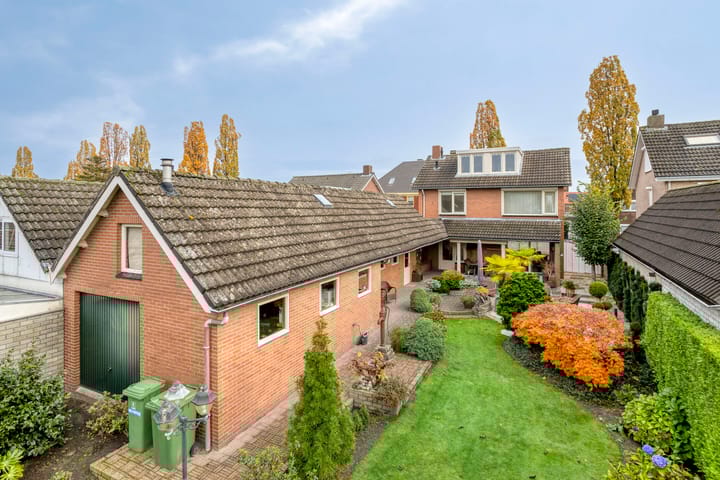 Photo 2 of Bakkerstraat 7