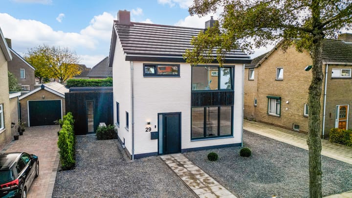 Photo 2 of Pastoor Bielarsstraat 29