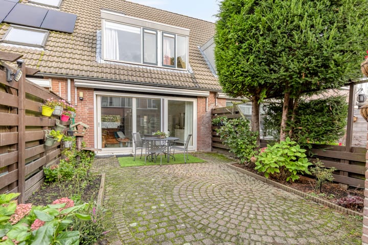 Photo 12 of Granaat 7