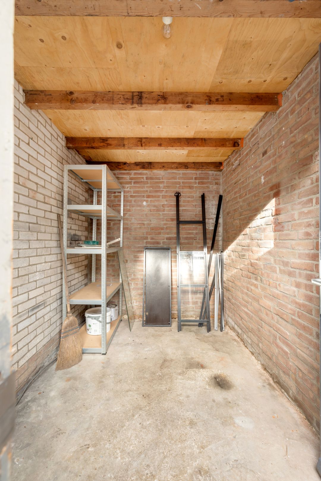 Foto 28 van Woestijgerweg 203-A