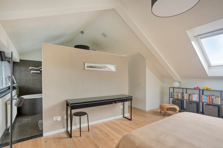 Photo 23 of Van de Veldelaan 958