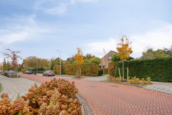 Photo 52 of Van de Veldelaan 958