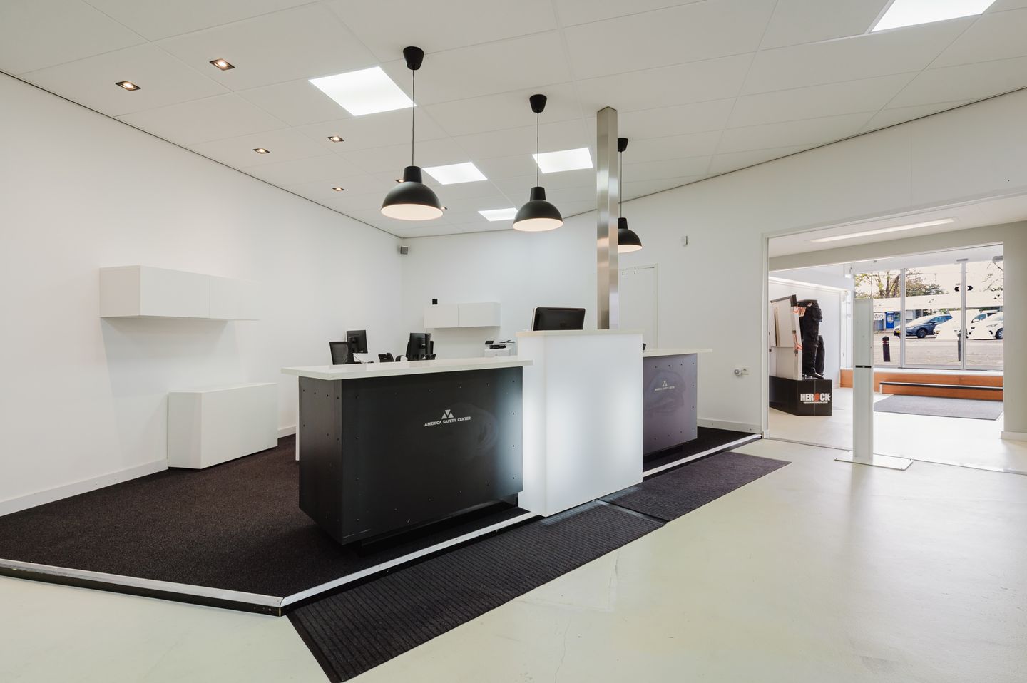 View photo 4 of Prins Clausstraat 114