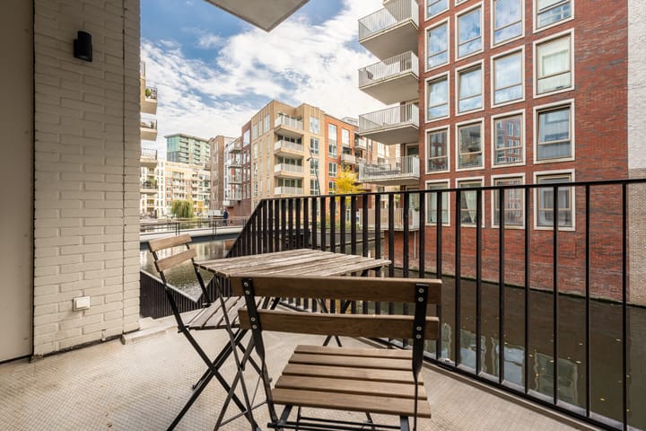 Foto 4 van Charley Tooropgracht 159