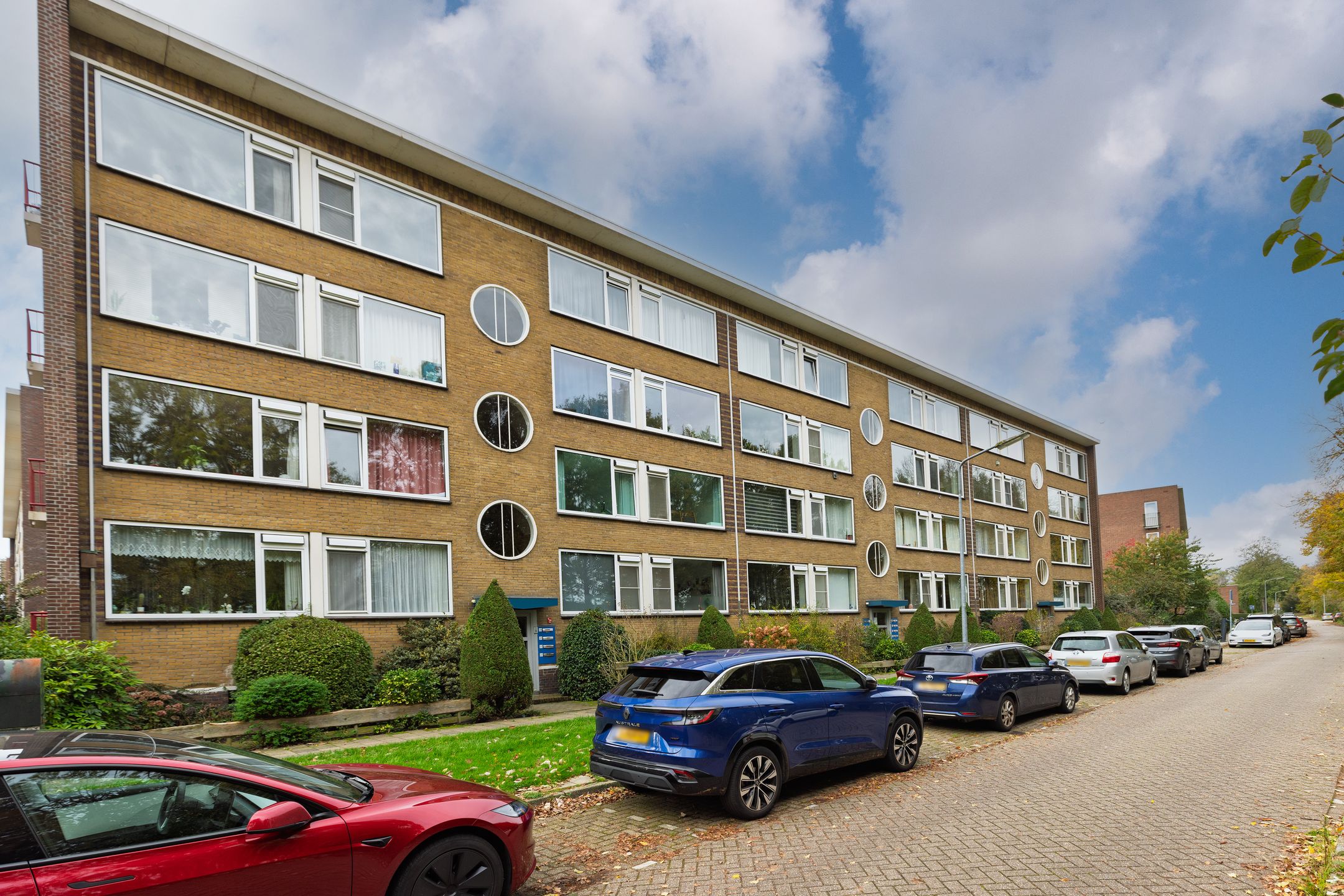 Foto 27 van Sportparklaan 245