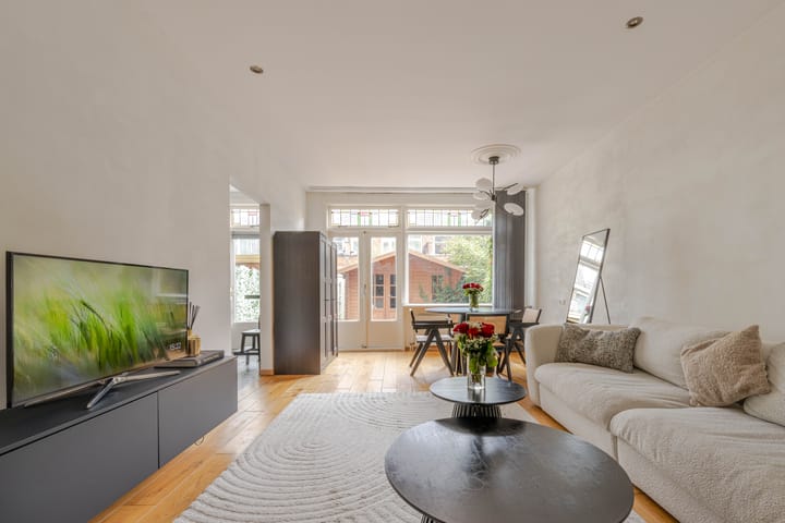 Foto 3 van Nieuwenhoornstraat 52-B