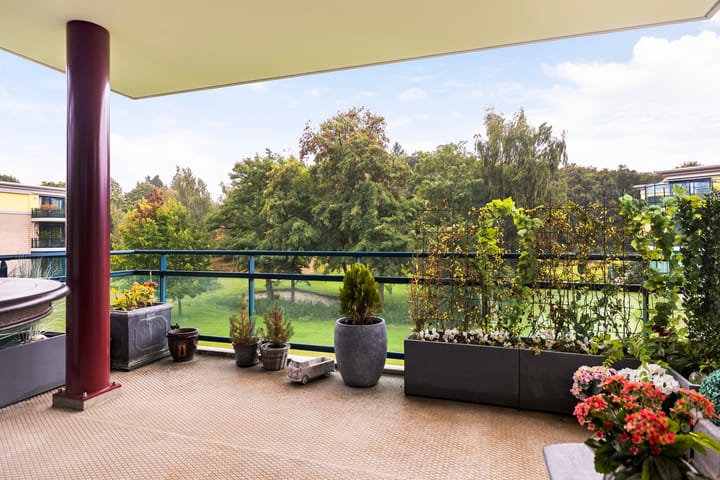 Foto 2 van Van Weerden Poelmanweg 164