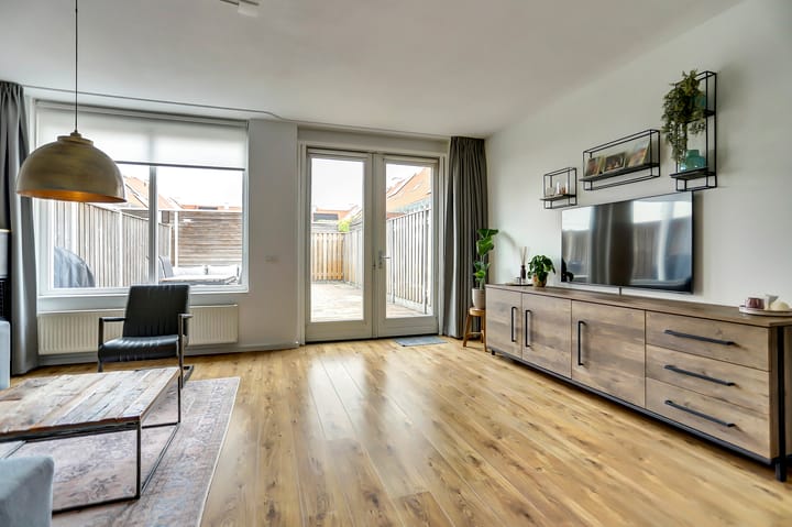 Foto 6 van Dominee Van Ingenstraat 5