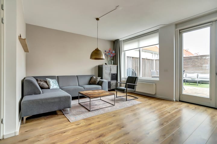 Foto 4 van Dominee Van Ingenstraat 5