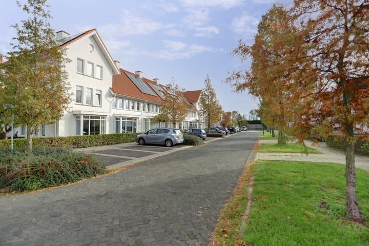 Foto 38 van Dominee Van Ingenstraat 5