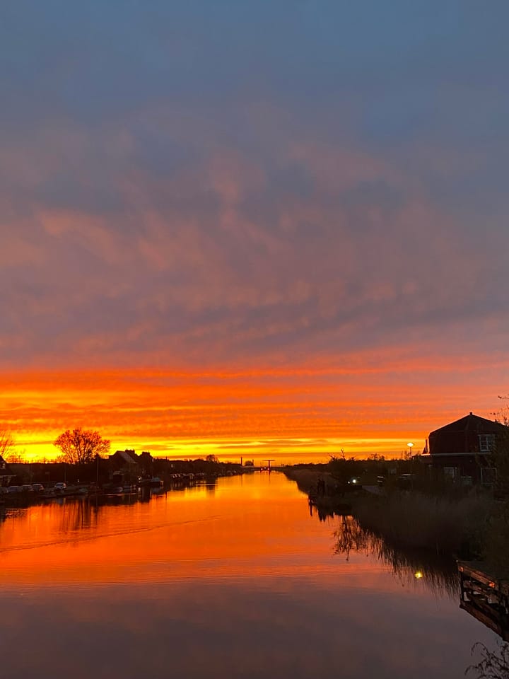 Photo 55 of Zwarte Pad 24