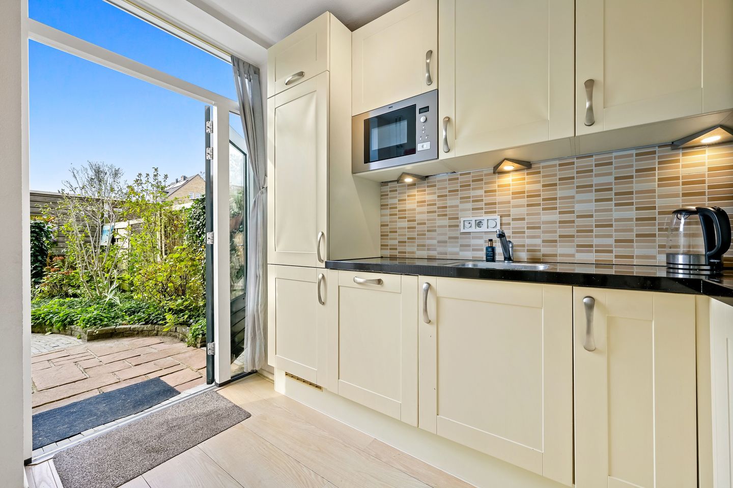 Foto 14 van Anna Bijnslaan 71