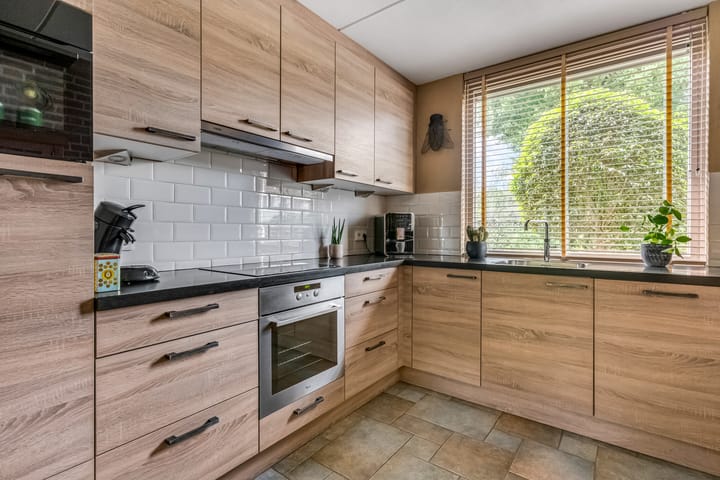 Foto 15 van Claudiuslaan 47