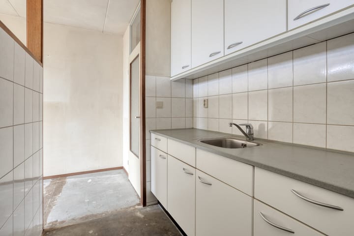 Photo 16 of Van Hetenstraat 136