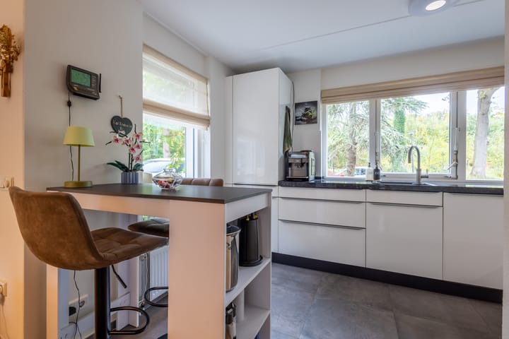 Foto 6 van Voortsweg 233