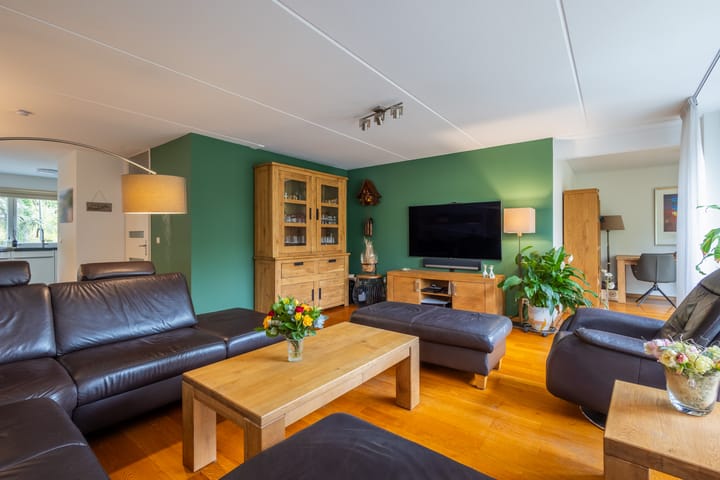 Foto 10 van Voortsweg 233