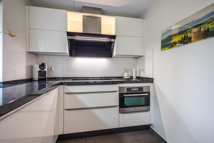 Foto 17 van Voortsweg 233