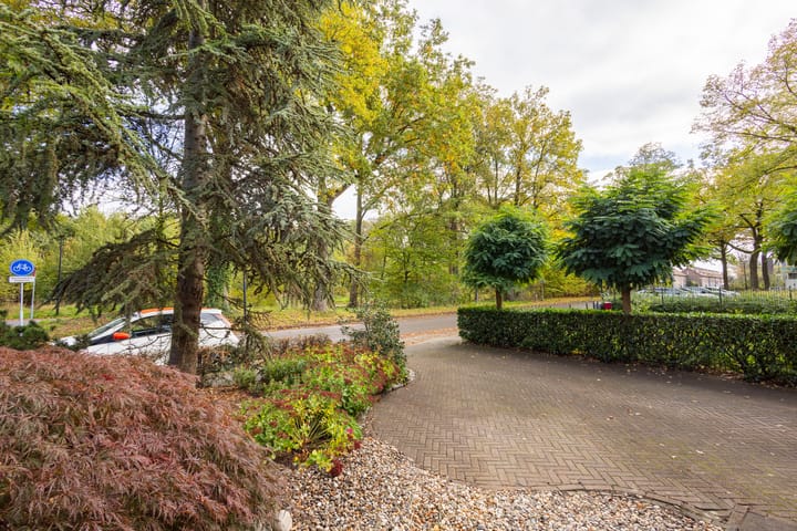 Foto 40 van Voortsweg 233