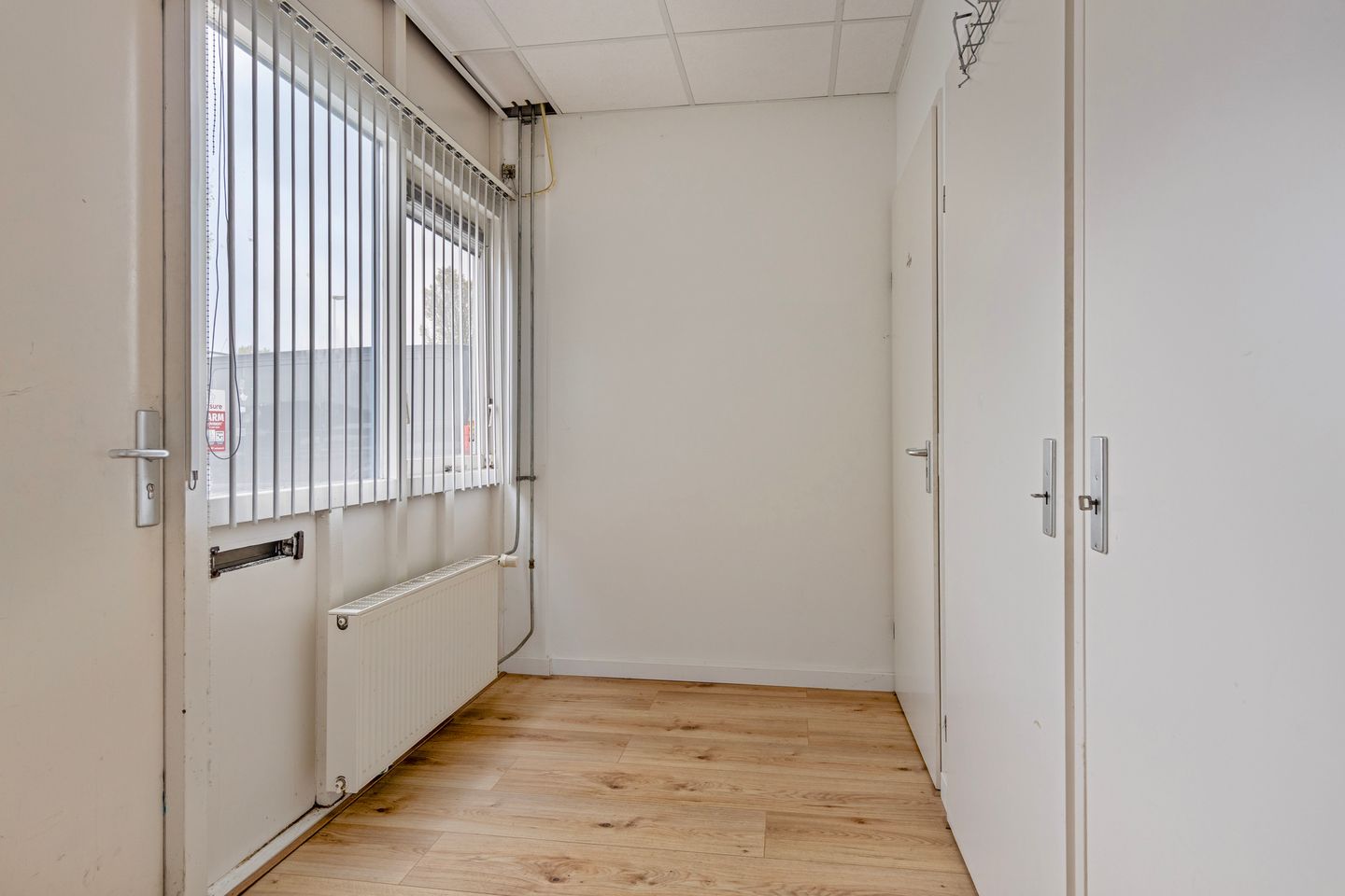 View photo 4 of Einsteinstraat 44-46