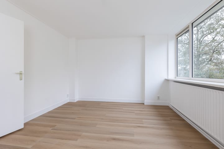 Photo 11 of Vivaldistraat 22-B