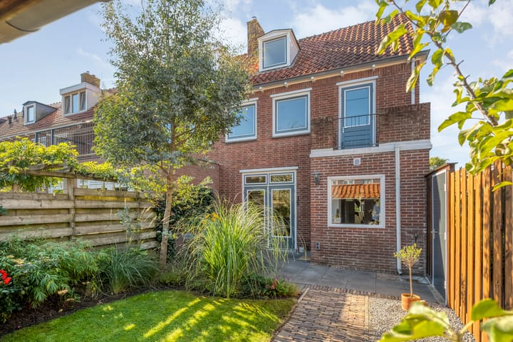 Foto 34 van Johan de Wittstraat 22